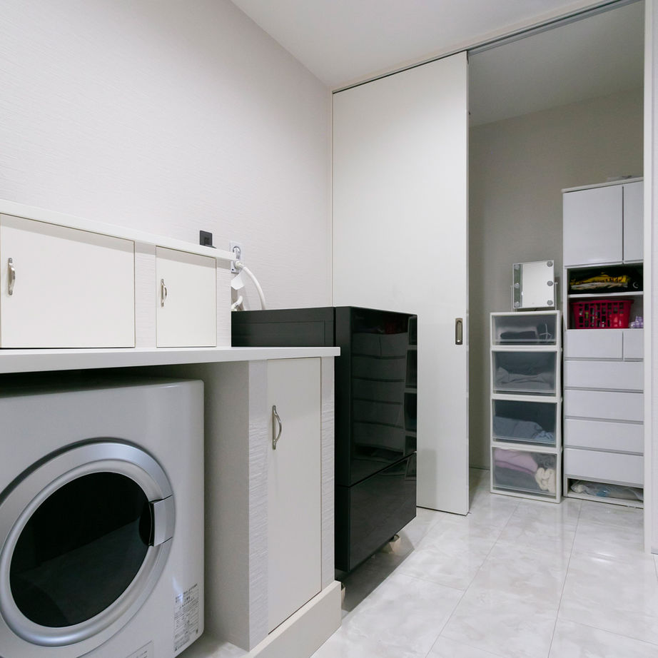 昭和建設 【2000万円台で建てた家／間取り図有】ゲーム好きの夫もご機嫌！暮らしやすくて、スタイリッシュな家の建築実例画像9