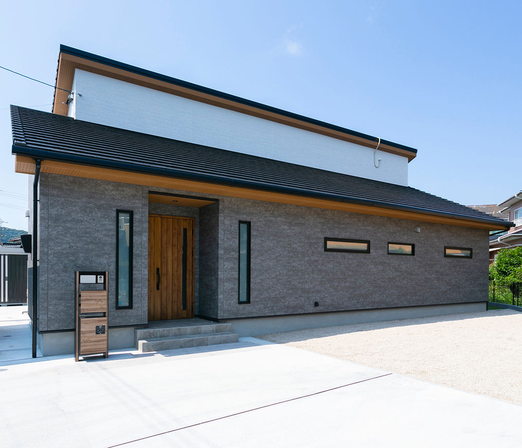 昭和建設 【2650万円で建てた家／間取り図有／平屋】走って、隠れて、笑い声が響く！賑やかに、家族の思い出を刻む家の建築実例画像1