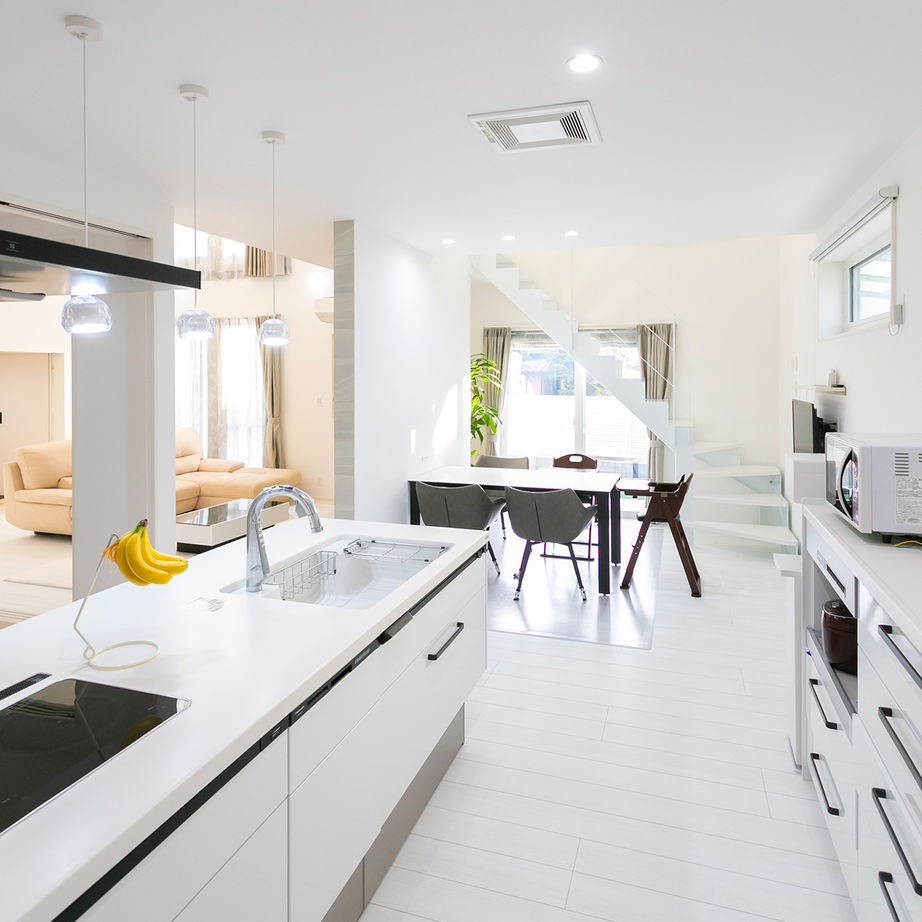 昭和建設 【間取り図有／ビルトインガレージ】家族や友人とワイワイ過ごす、シアタールームやスキップフロアがある家の建築実例画像4