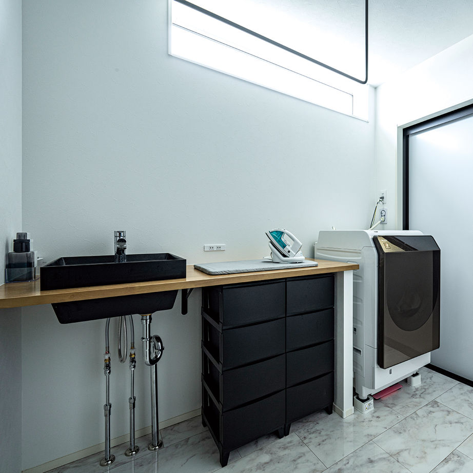 昭和建設 【2000万円～2499万円で建てた家／間取り図有】一括収納と効率的な動線で長く快適に暮らせるモダンな家の建築実例画像5