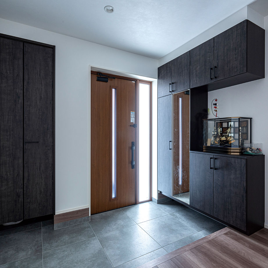 昭和建設 【2000万円～2499万円で建てた家／間取り図有】一括収納と効率的な動線で長く快適に暮らせるモダンな家の建築実例画像9