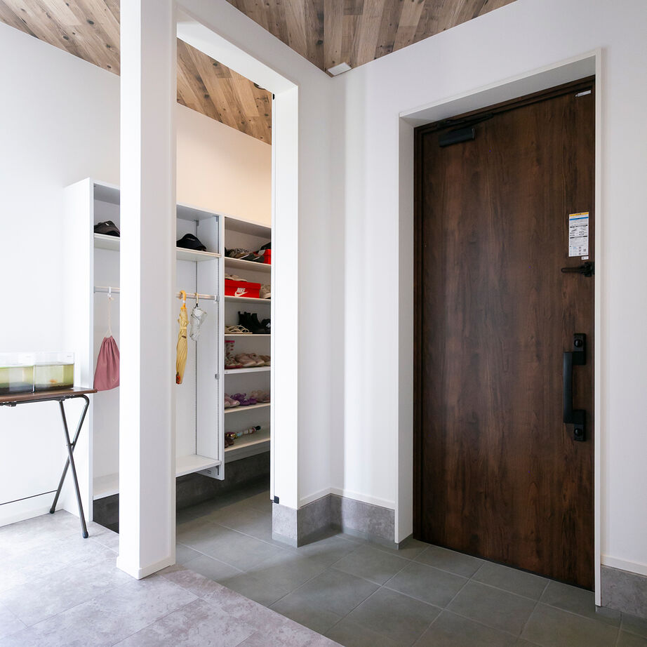 昭和建設 【2500万円で建てた家／間取り図有】平屋と2階建てのいいとこどり！欲しい空間と回遊動線を叶えた1.5階建ての建築実例画像3