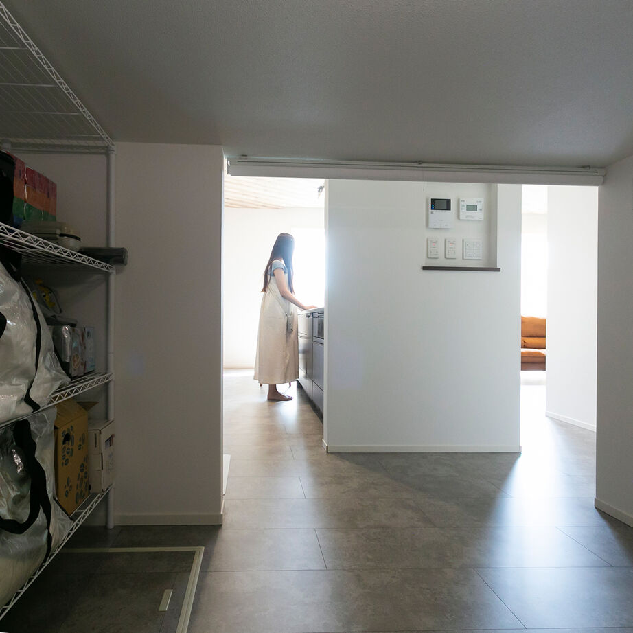 昭和建設 【2500万円で建てた家／間取り図有】平屋と2階建てのいいとこどり！欲しい空間と回遊動線を叶えた1.5階建ての建築実例画像8