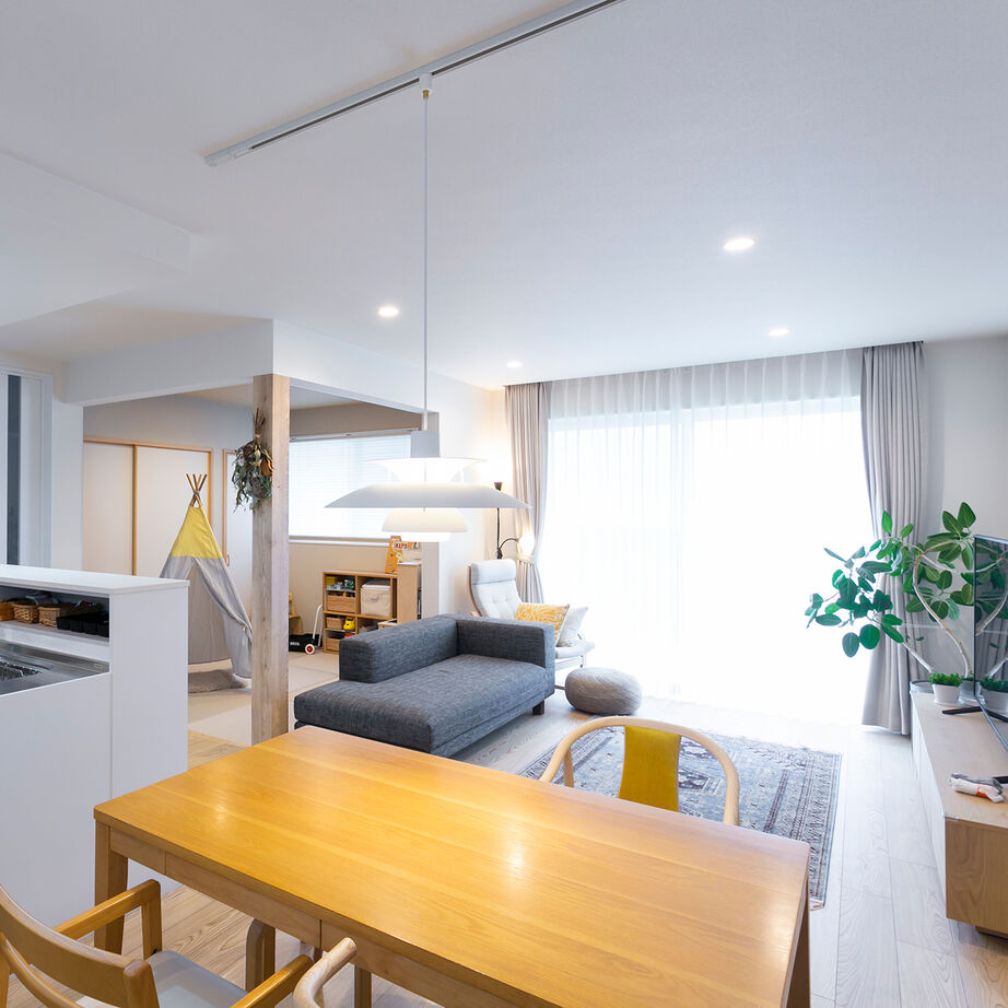 昭和建設 【間取り図有】家事のひと手間を減らせる水まわりのアイデアが光る。美しく、快適に、楽しく暮らす家の建築実例画像2