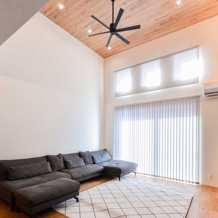 昭和建設 【2000万円～2499万円で建てた家／間取り図有／平屋】吹き抜けのある27畳のLDKと回遊動線が魅力！の建築実例画像3