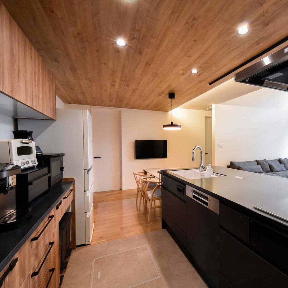 昭和建設 【2000万円～2499万円で建てた家／間取り図有／平屋】吹き抜けのある27畳のLDKと回遊動線が魅力！の建築実例画像4