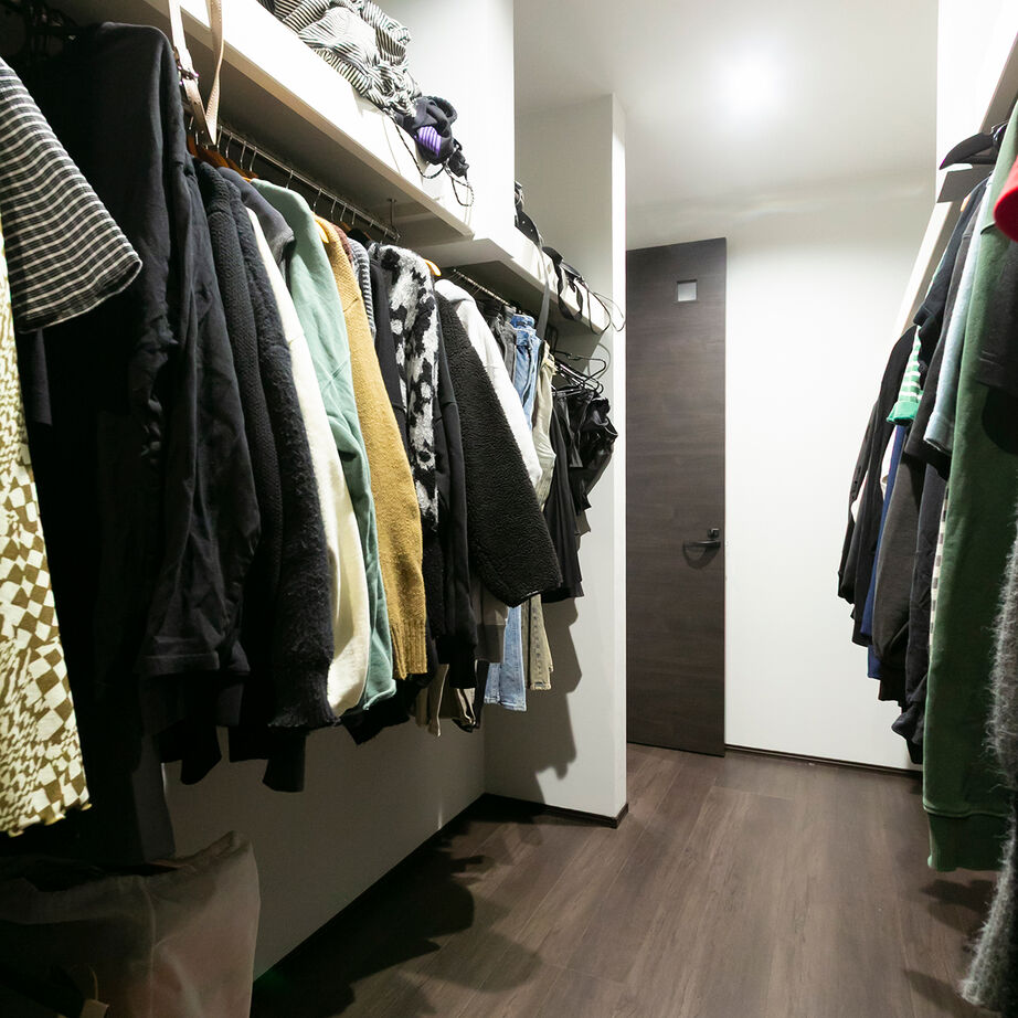 昭和建設 【2000万円～2499万円で建てた家／20代／間取り図有】間接照明を効かせたラグジュアリーな雰囲気の平屋の建築実例画像8