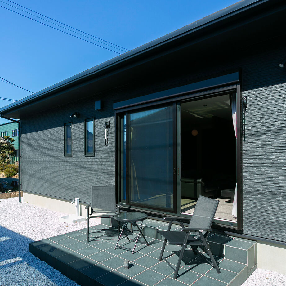 昭和建設 【2000万円～2499万円で建てた家／20代／間取り図有】間接照明を効かせたラグジュアリーな雰囲気の平屋の建築実例画像10