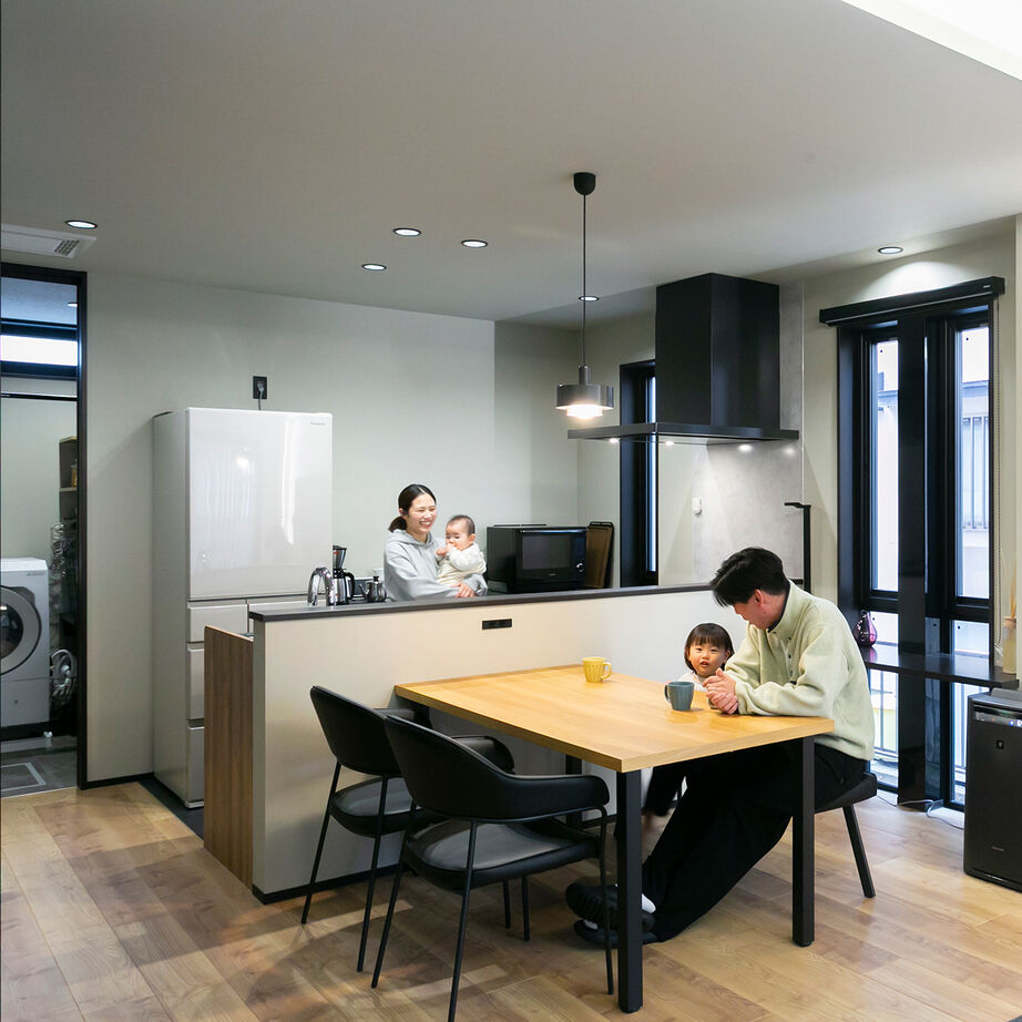 昭和建設 【2500万円～2999万円で建てた家／間取り図有】プラスαの予算を抑え「シンプルにカッコいい」を目指した家の建築実例画像6