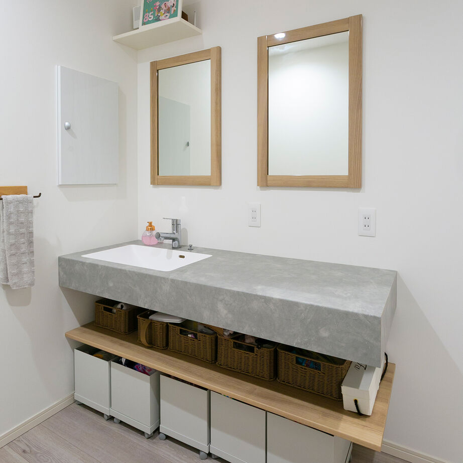 昭和建設 【2400万円台で建てた家／間取り図有】勾配天井で開放感たっぷり。家族の会話が増えるロフト付きの平屋の建築実例画像10