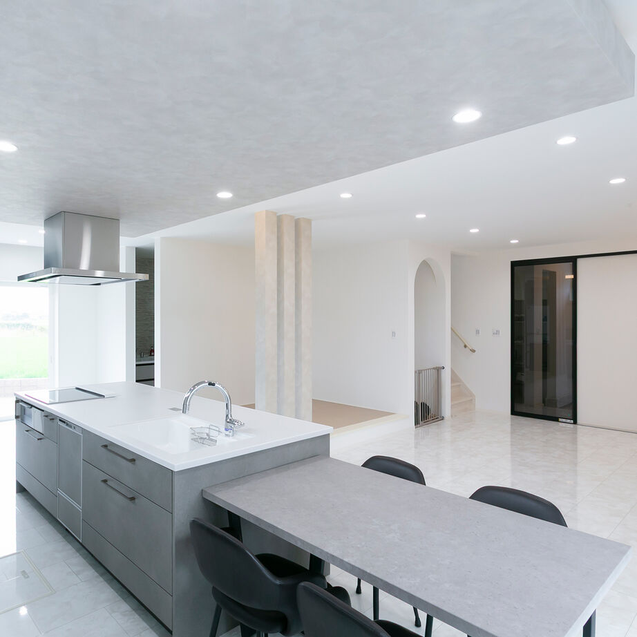 昭和建設 【2800万円台で建てた家／間取り図有】生活感を見せずに美しく暮らす、ホテルライクな住空間の建築実例画像4