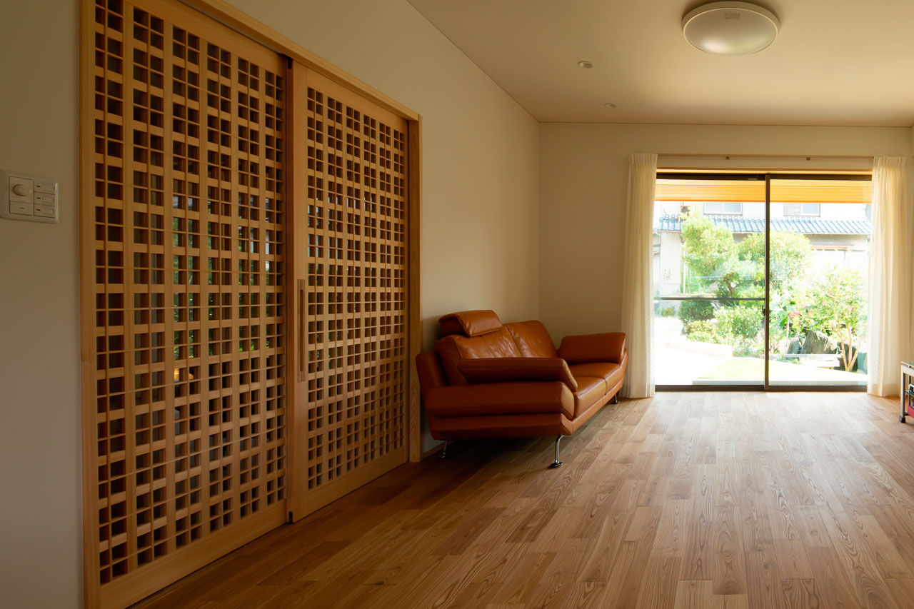 三和木 【軒下テラスの平屋×広い土間】趣味を楽しむ粋な平屋。船底天井や建具…職人の手仕事にも見惚れる（知多）の建築実例画像3