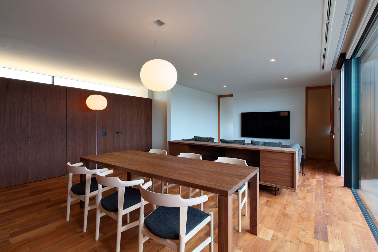 三和木 【ガレージハウス×混構造】木の温もりとRCの質感が溶け合う家。建築家が描く世界観を、隙なく美しく！の建築実例画像5