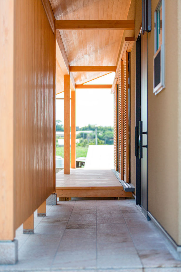 三和木 【平屋風×和瓦の大屋根×土間の趣味室|間取り有】30代夫婦がこだわった、居心地のいい和モダン（半田市）の建築実例画像5