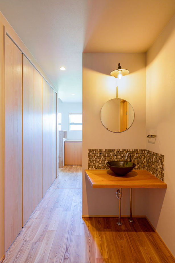 三和木 【平屋風×和瓦の大屋根×土間の趣味室|間取り有】30代夫婦がこだわった、居心地のいい和モダン（半田市）の建築実例画像10