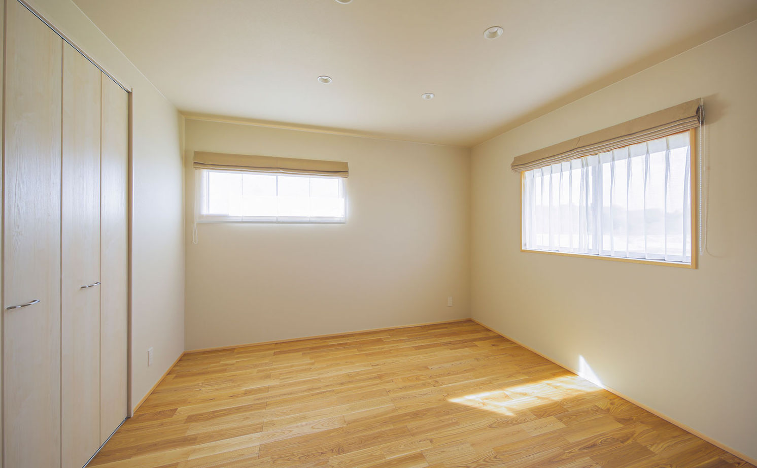 三和木 【平屋風×和瓦の大屋根×土間の趣味室|間取り有】30代夫婦がこだわった、居心地のいい和モダン（半田市）の建築実例画像17