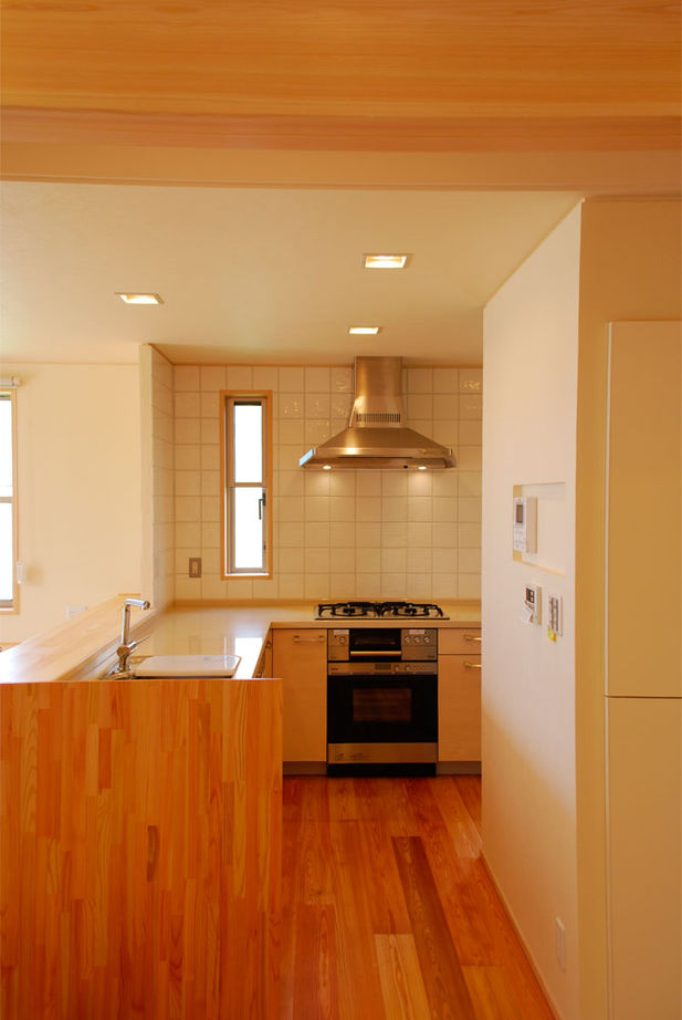 三和木 【土間×薪ストーブ×大屋根×42坪|間取り有】飴色の無垢が愛おしい。10年を経て、より魅力を増す和モダンの建築実例画像7