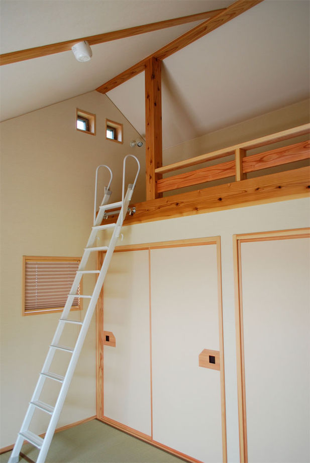 三和木 【土間×薪ストーブ×大屋根×42坪|間取り有】飴色の無垢が愛おしい。10年を経て、より魅力を増す和モダンの建築実例画像12