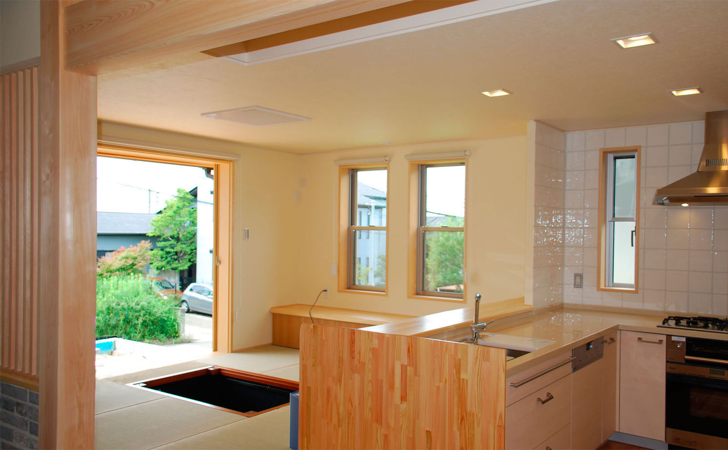 三和木 【土間×薪ストーブ×大屋根×42坪|間取り有】飴色の無垢が愛おしい。10年を経て、より魅力を増す和モダンの建築実例画像13