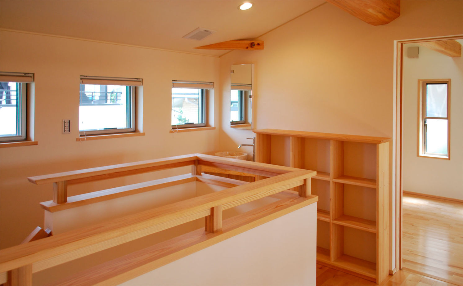 三和木 【土間×薪ストーブ×大屋根×42坪|間取り有】飴色の無垢が愛おしい。10年を経て、より魅力を増す和モダンの建築実例画像16