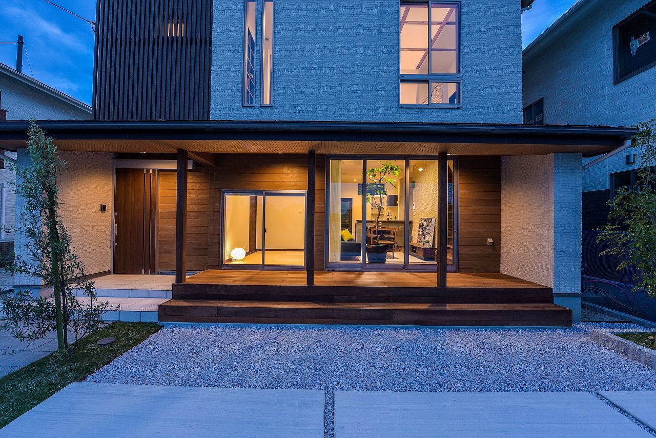 ロイヤルハウス 伝統的な和テイストと現代の暮らしにマッチした機能を融合。天然木の魅力を実感できる“木心地”のいい家の建築実例画像11