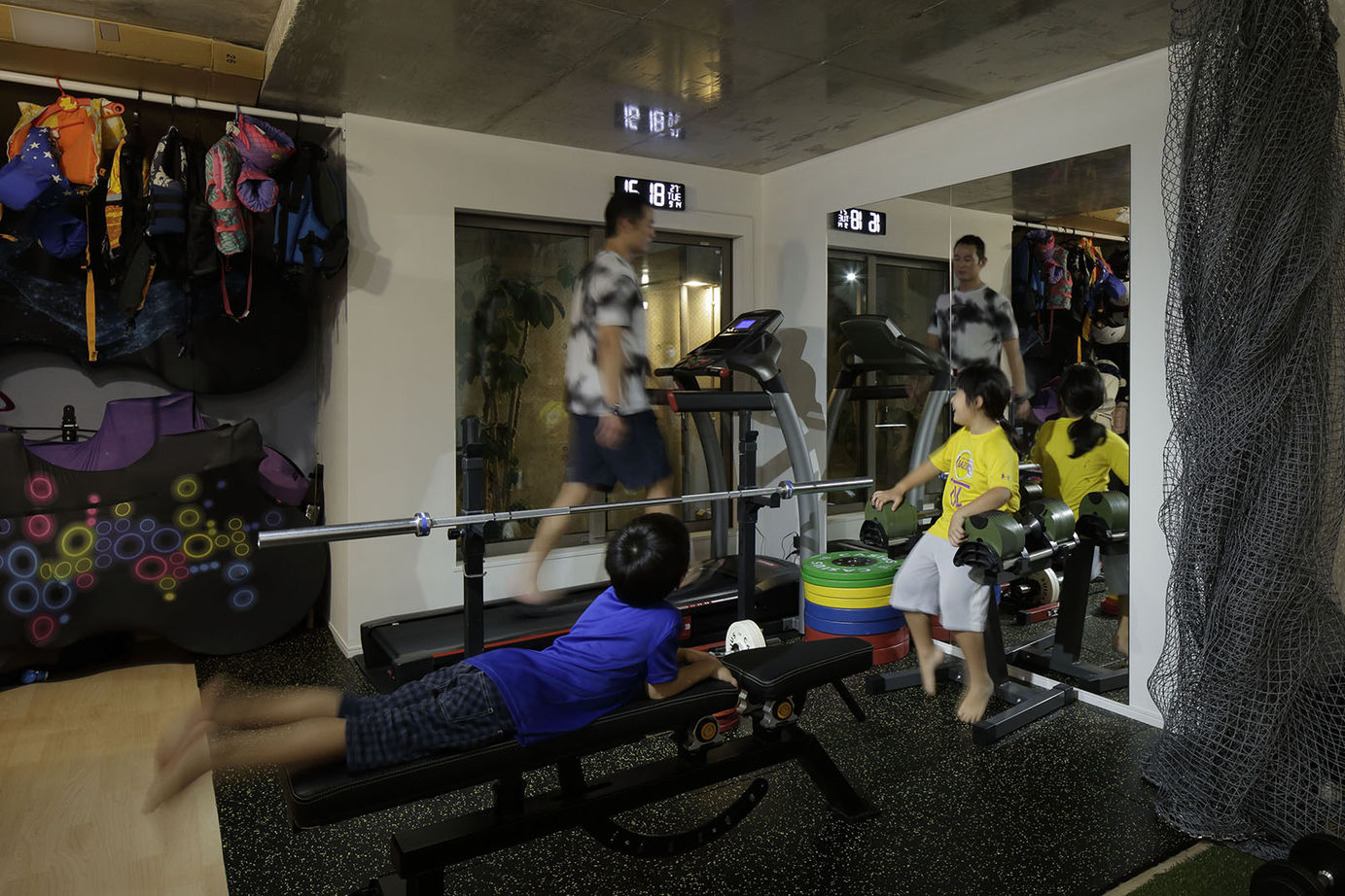 僕らの家 【6000万円～6499万円／地下室／ビルトインガレージ／間取り】7人家族の遊び心がたっぷり詰まった住まいの建築実例画像11