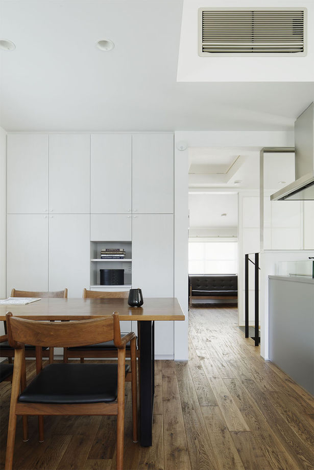 僕らの家 【3500万円～3999万円／狭小／2階リビング／間取り】上下階をつなぐスタイリッシュな階段室のある家の建築実例画像8