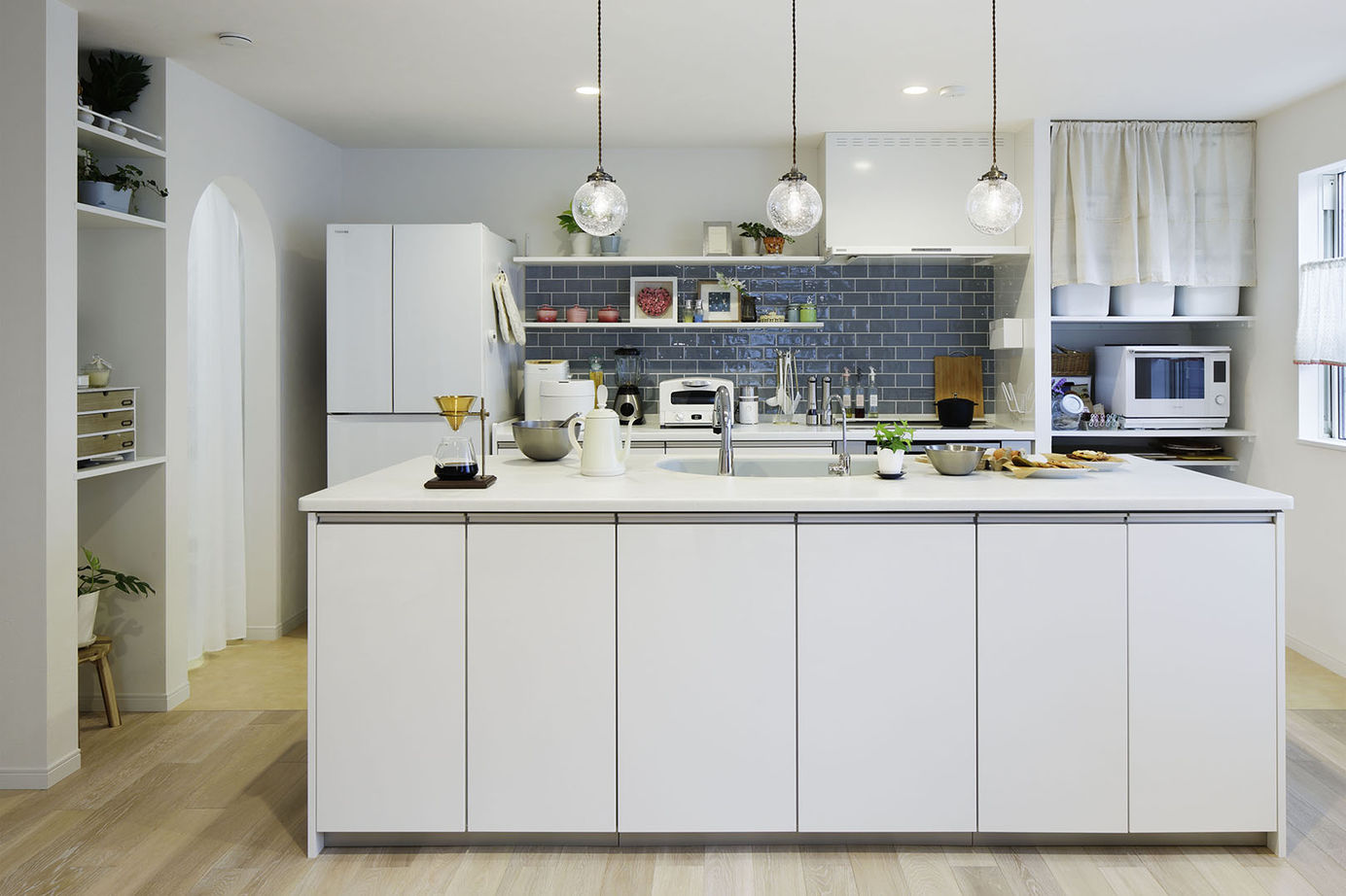 僕らの家 【二世帯／3階建て／2階リビング／間取り】家族のつながりを感じる「ブランコのある家」の建築実例画像2