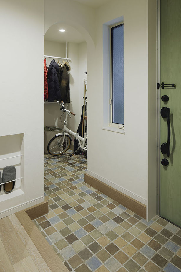 僕らの家 【二世帯／3階建て／2階リビング／間取り】家族のつながりを感じる「ブランコのある家」の建築実例画像9