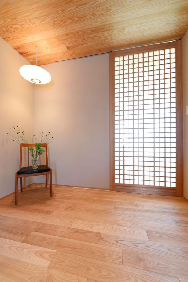 ウェールホーム 【34坪×平屋×和モダン×造作たっぷり】リビングの大窓で自然と溶け合う平屋。無垢に包まれ抜群の心地よさの建築実例画像5