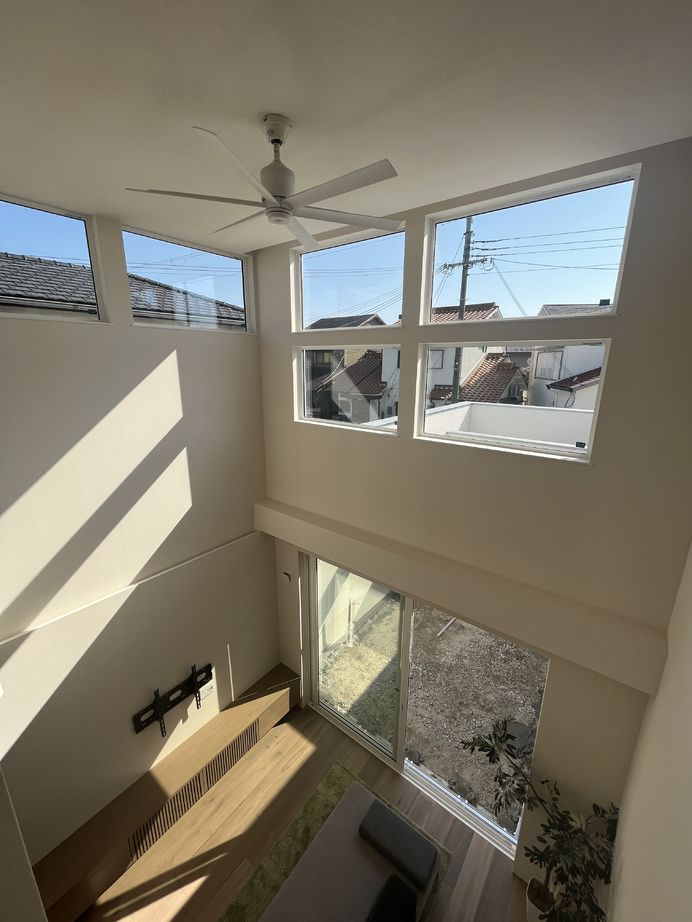 エイジングハウス 【間取り図有/3000万円台】真っ白なスタイリッシュな外観と、生活動線に徹底的にこだわったお家の建築実例画像6