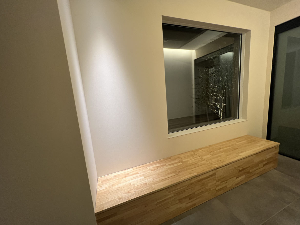 エイジングハウス 【間取り図有/3000万円台】真っ白なスタイリッシュな外観と、生活動線に徹底的にこだわったお家の建築実例画像16