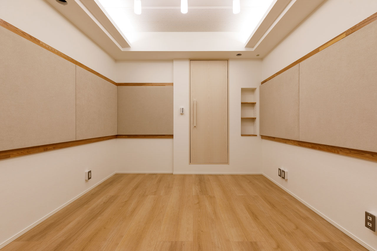 アトリエツバキ 一級建築士事務所 【1000万円台/狭小/間取り図】間口の狭い20.7坪の細長敷地に建つ音楽教室のある3階建ての建築実例画像2