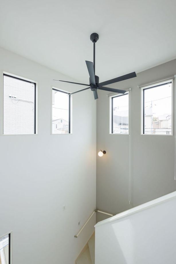 アトリエツバキ 一級建築士事務所 【1000万円台/間取り図】住み心地にもこだわった白の美しさが際立つホテルライクな家の建築実例画像8