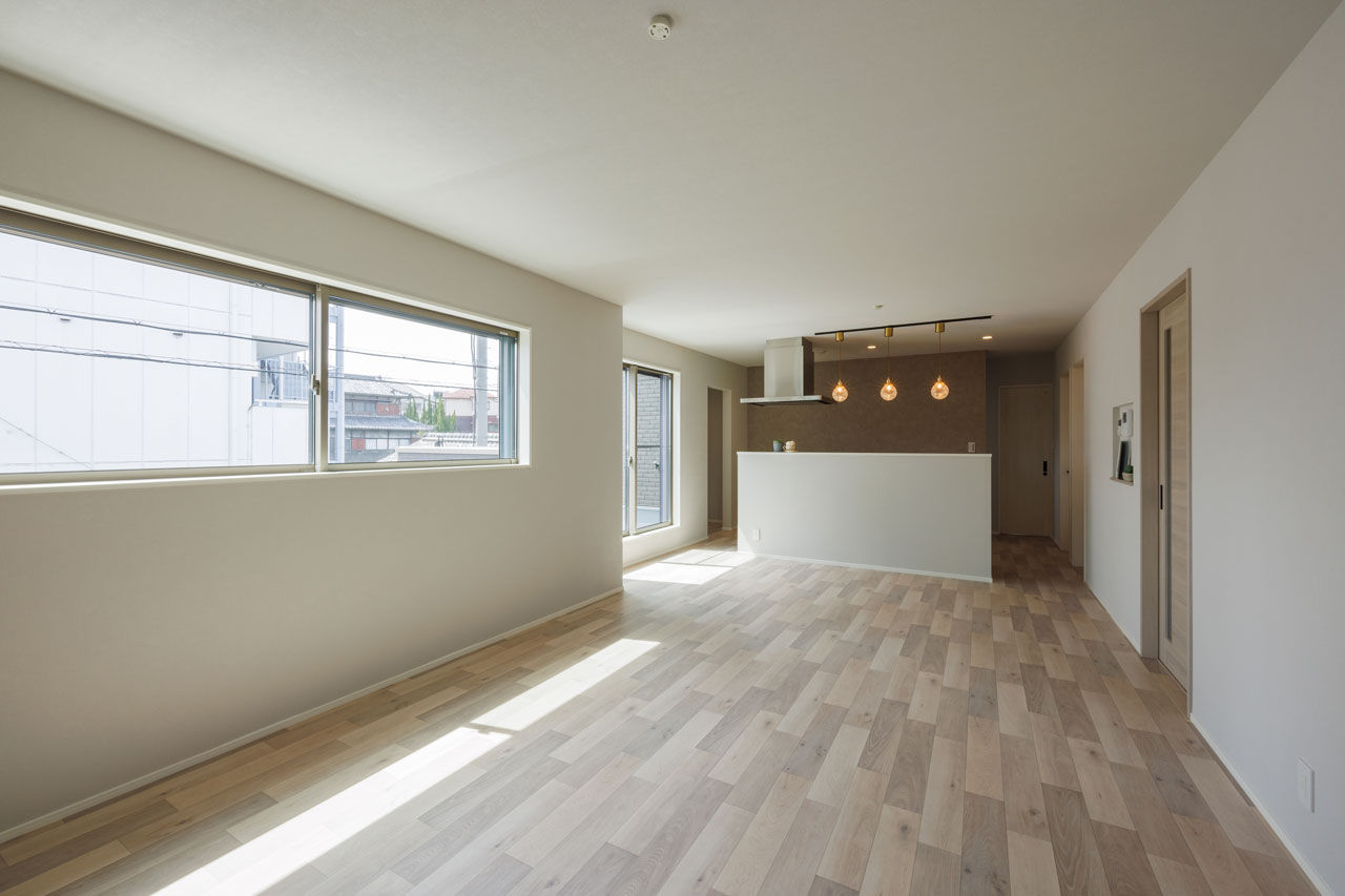 アトリエツバキ 一級建築士事務所 【二世帯住宅/間取り図】2つの玄関で程よい距離を保てる、2世帯それぞれの好みを反映した家の建築実例画像9