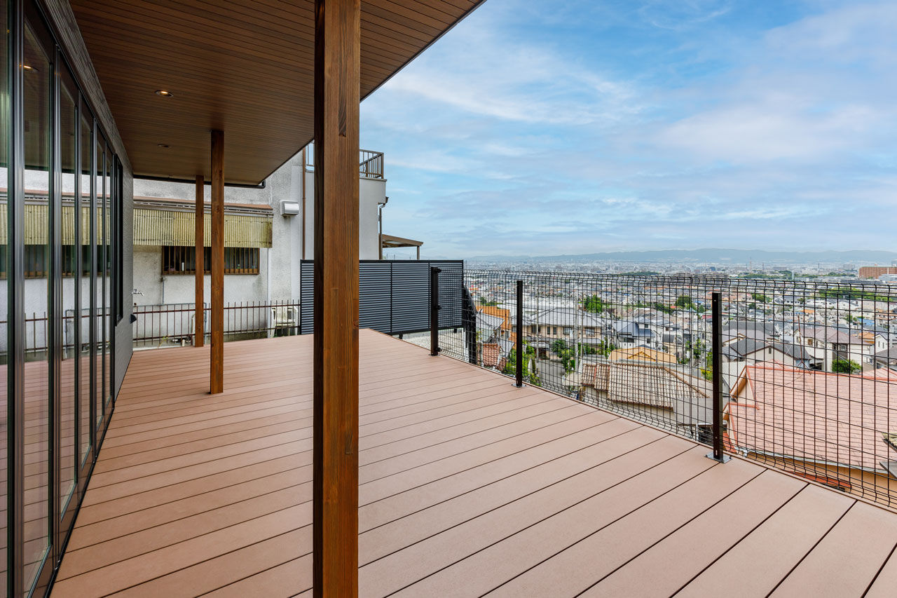 アトリエツバキ 一級建築士事務所 【1000万円台/間取り図】料理も音楽もとことん楽しめる27畳のテラスから絶景を眺められる家の建築実例画像4