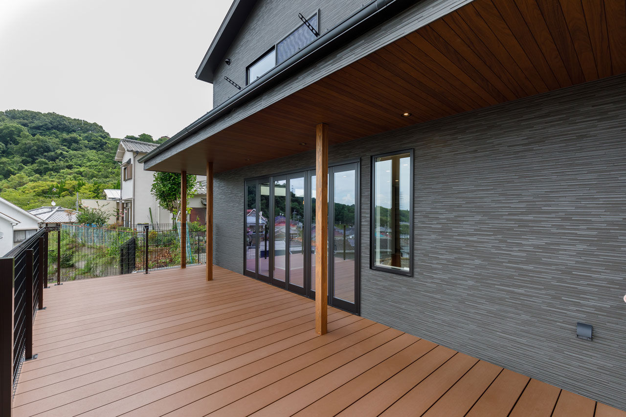 アトリエツバキ 一級建築士事務所 【1000万円台/間取り図】料理も音楽もとことん楽しめる27畳のテラスから絶景を眺められる家の建築実例画像5