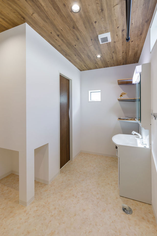 アトリエツバキ 一級建築士事務所 【～1500万円/狭小/20坪台/間取り図】中庭を中心とした回遊動線のコンパクトな平屋の建築実例画像7