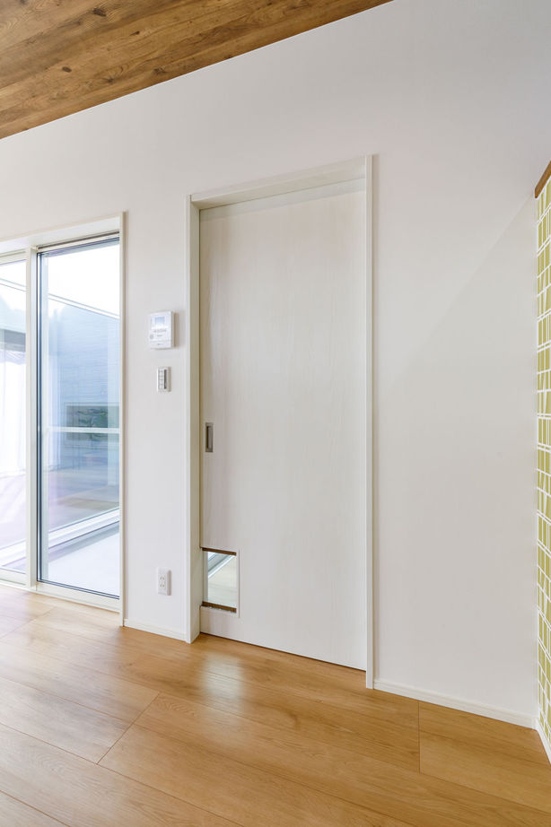 アトリエツバキ 一級建築士事務所 【～1500万円/狭小/20坪台/間取り図】中庭を中心とした回遊動線のコンパクトな平屋の建築実例画像8