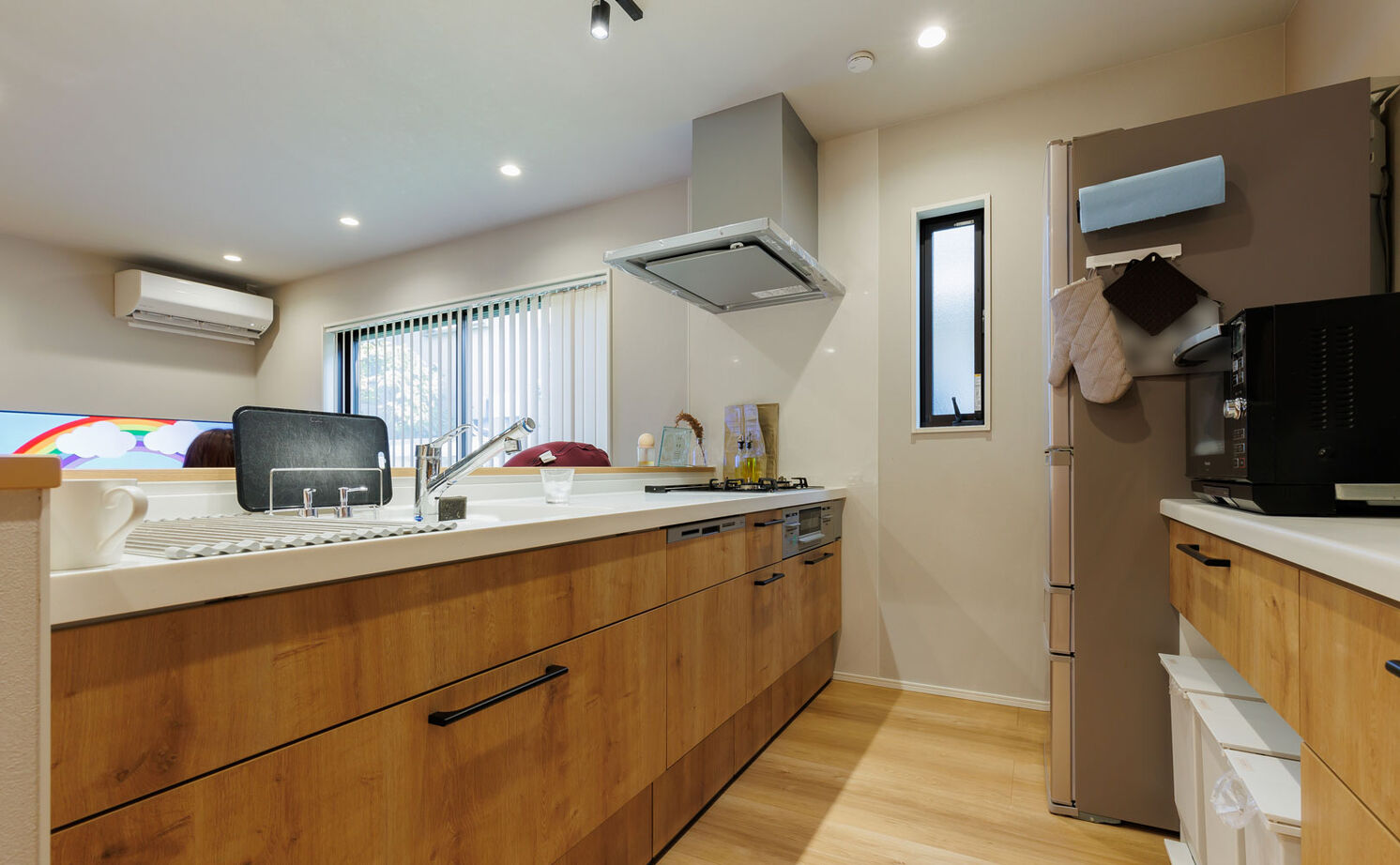 アトリエツバキ 一級建築士事務所 【～1500万円/間取り図】玄関を入り収納からランドリーまで一直線。暮らしが1階で完結する家事ラクの家の建築実例画像6