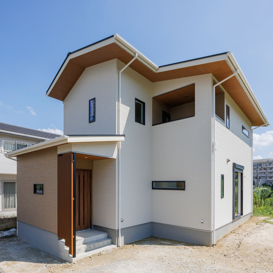 アトリエツバキ 一級建築士事務所 【1000万円台/間取り図】LDK＋和室で広々くつろげる、子どもの成長を願ってこだわった住まいの建築実例画像1