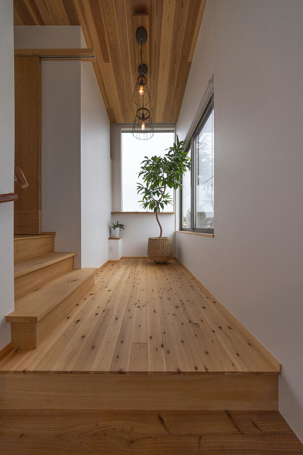 エアコーポレーション 【間取り図有｜1500万円｜1LDK｜建築家と建てる｜変形狭小地｜3フロア構造】1間半間口の家の建築実例画像5