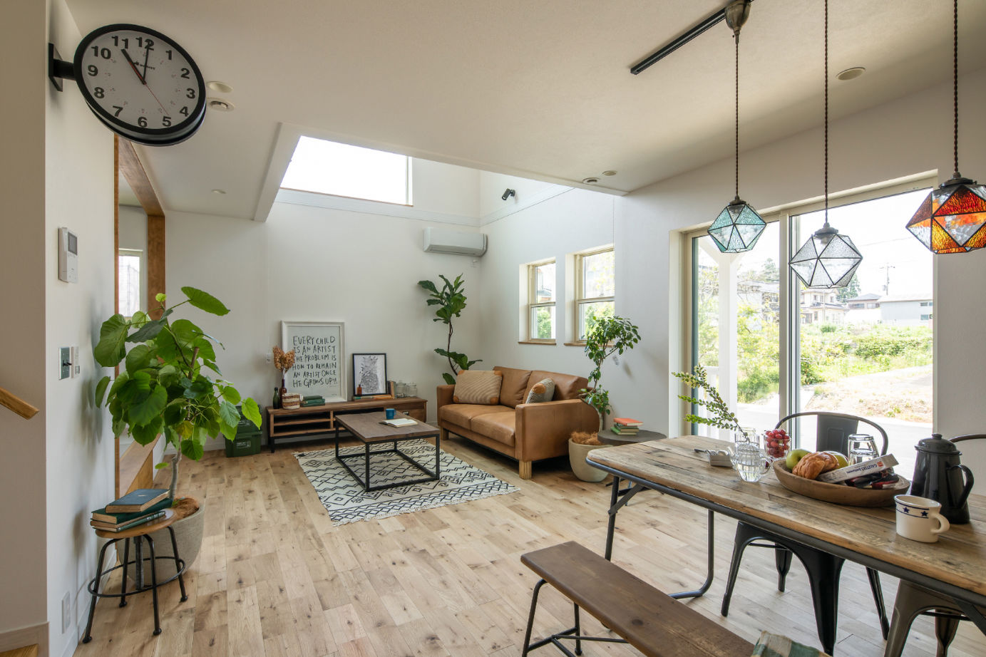 ブルージア 【カリフォルニアスタイル】吹き抜けの大空間で、お気に入りのインテリアを愉しむの建築実例画像2