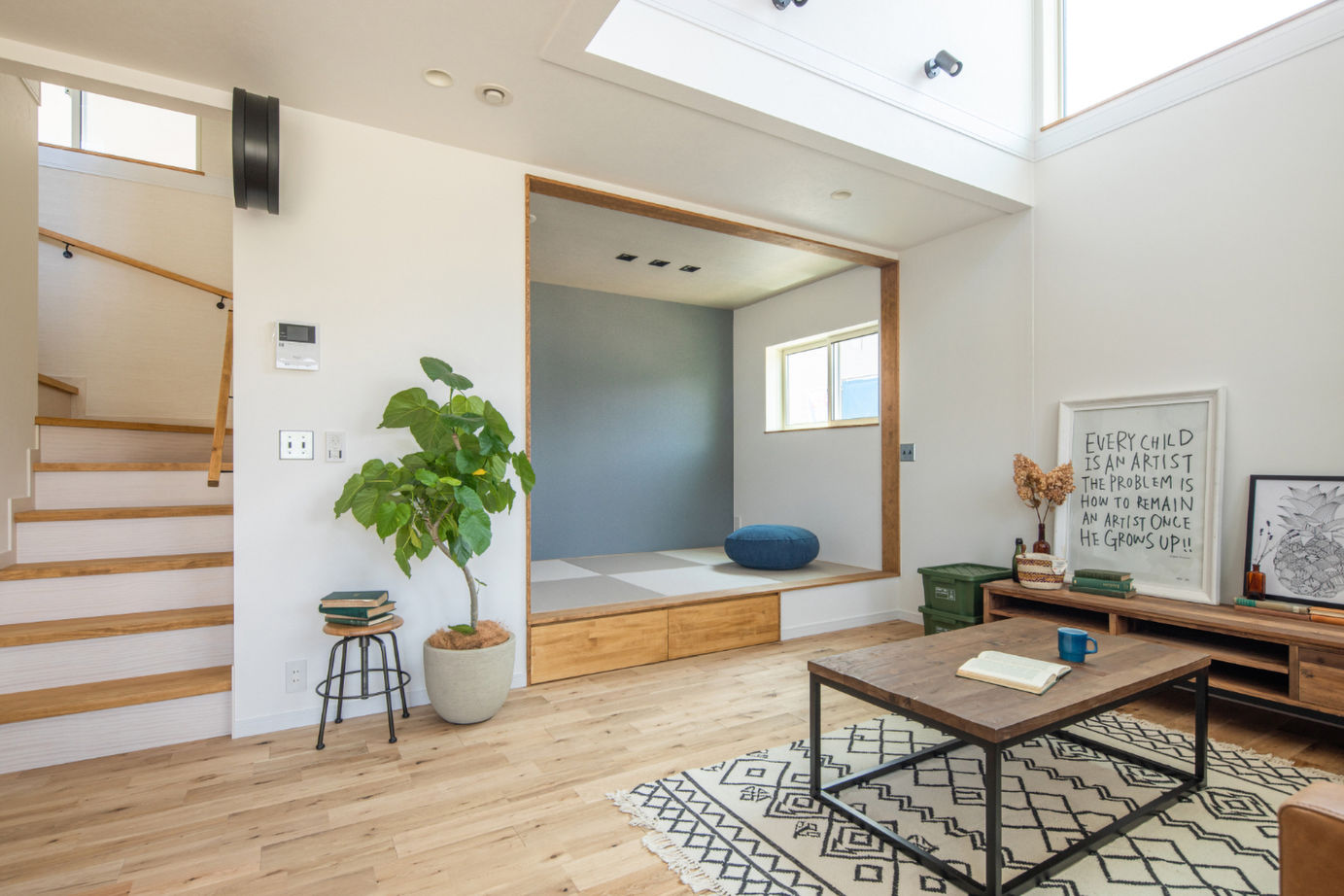 ブルージア 【カリフォルニアスタイル】吹き抜けの大空間で、お気に入りのインテリアを愉しむの建築実例画像5