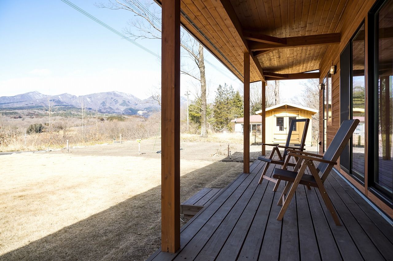 BinO太田 中村住宅工業 【COVACO #薪ストーブ #ガレージ #ウッドデッキ】木の温もりに包まれたログハウス風平屋の建築実例画像5