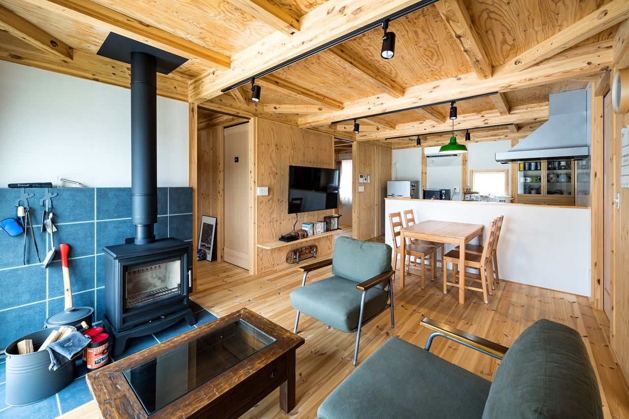 BinO太田 中村住宅工業 【COVACO ＃ウッドデッキ #造作棚】木の香りに包まれた、暮らしに手間をかけたくなる家の建築実例画像3