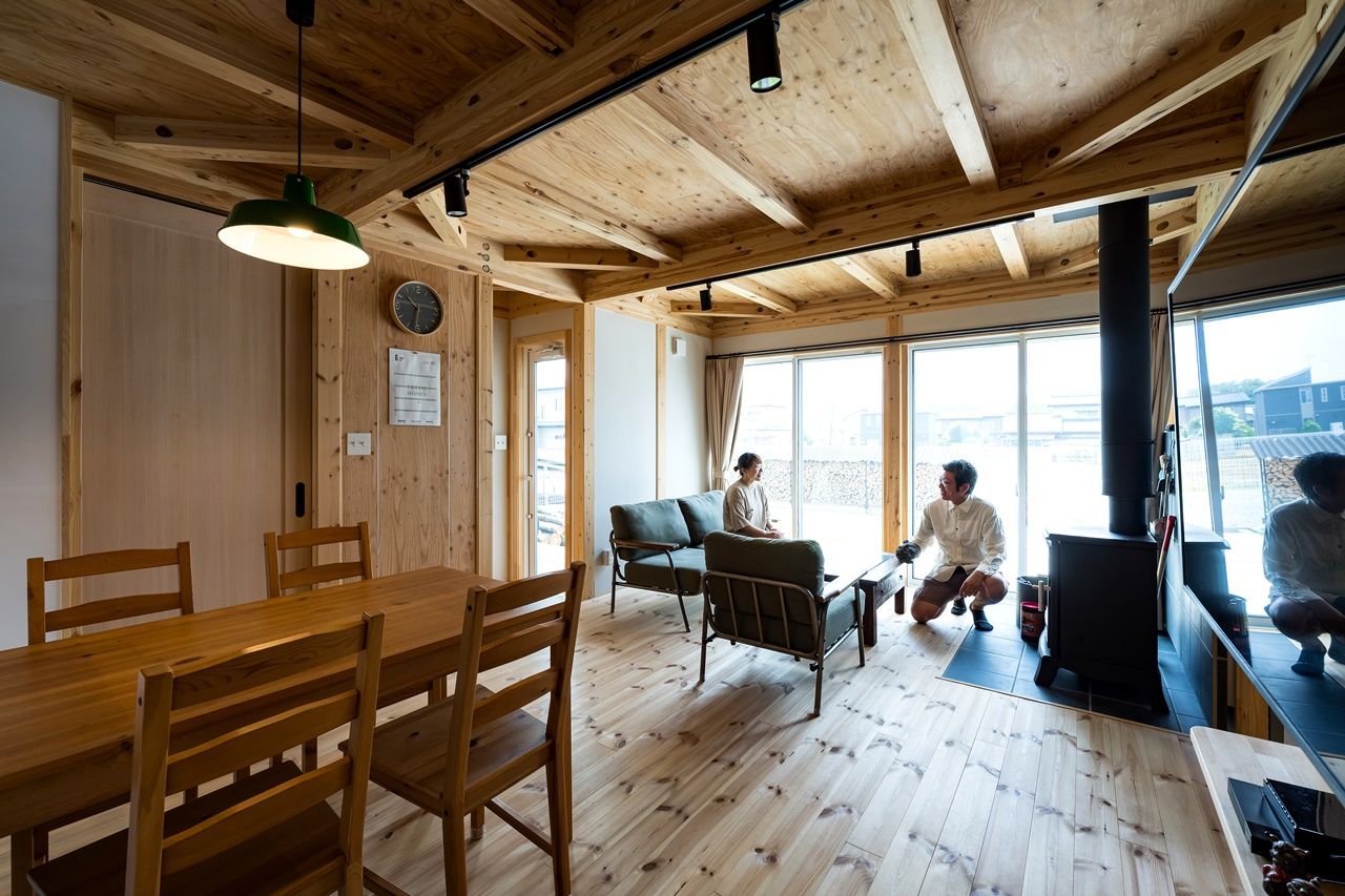 BinO太田 中村住宅工業 【COVACO ＃ウッドデッキ #造作棚】木の香りに包まれた、暮らしに手間をかけたくなる家の建築実例画像4