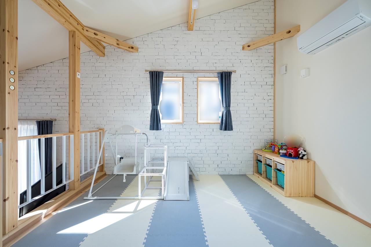 BinO太田 中村住宅工業 【WAVE #アメリカンスタイル #ヤシの木 #シアタールーム】ヤシの木が似合う遊びゴコロのある家の建築実例画像4