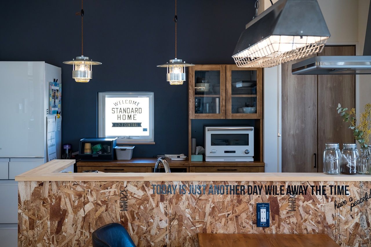 BinO太田 中村住宅工業 【WAVE #アメリカンスタイル #ヤシの木 #シアタールーム】ヤシの木が似合う遊びゴコロのある家の建築実例画像6