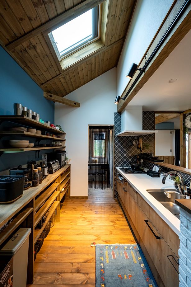 BinO太田 中村住宅工業 【ALLen #パントリー #ウッドバルコニー 】家族も友達も居心地がいい空間 いつも誰かが遊びに来る家の建築実例画像4